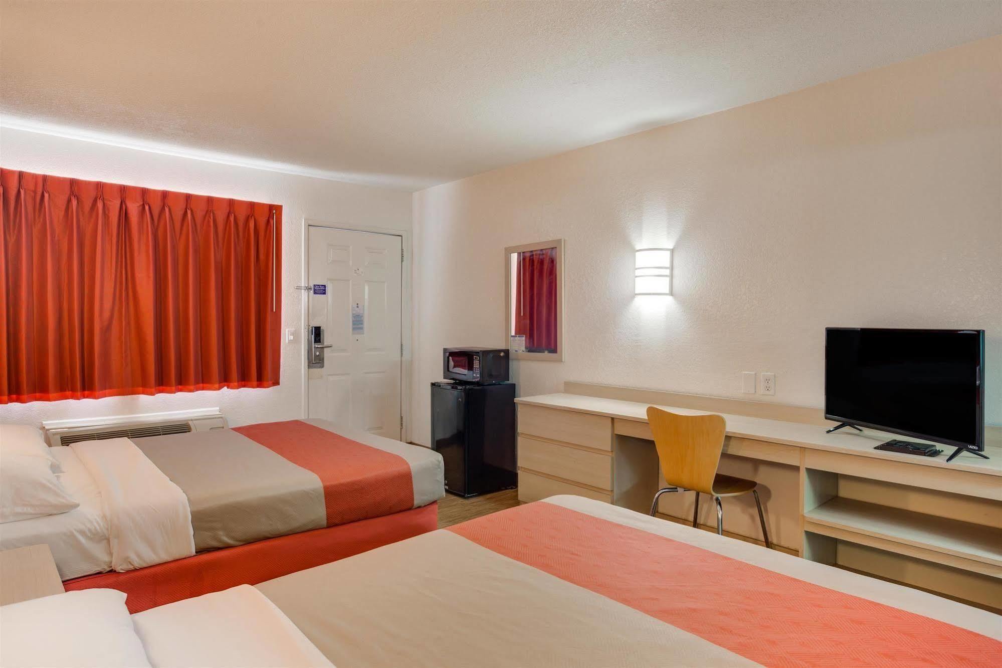 Motel 6-Fayetteville, Ar Ngoại thất bức ảnh